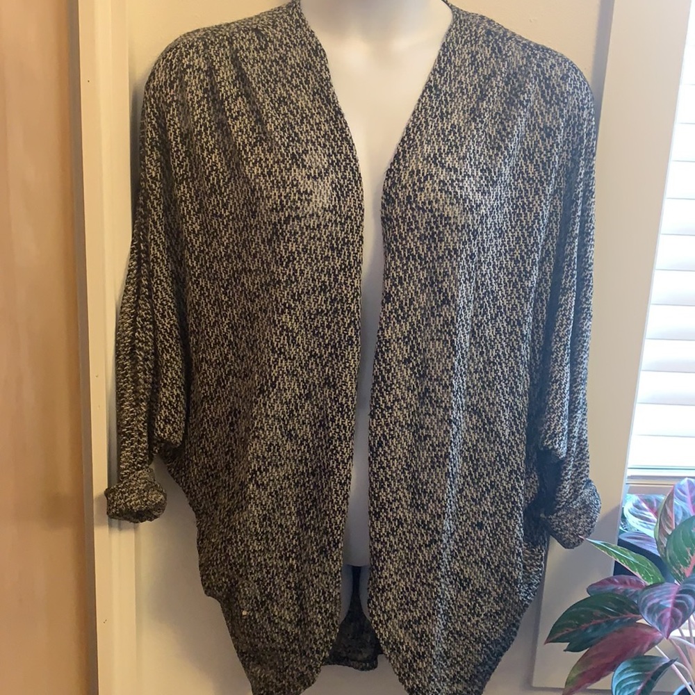 Lightweight Knit Cardigan